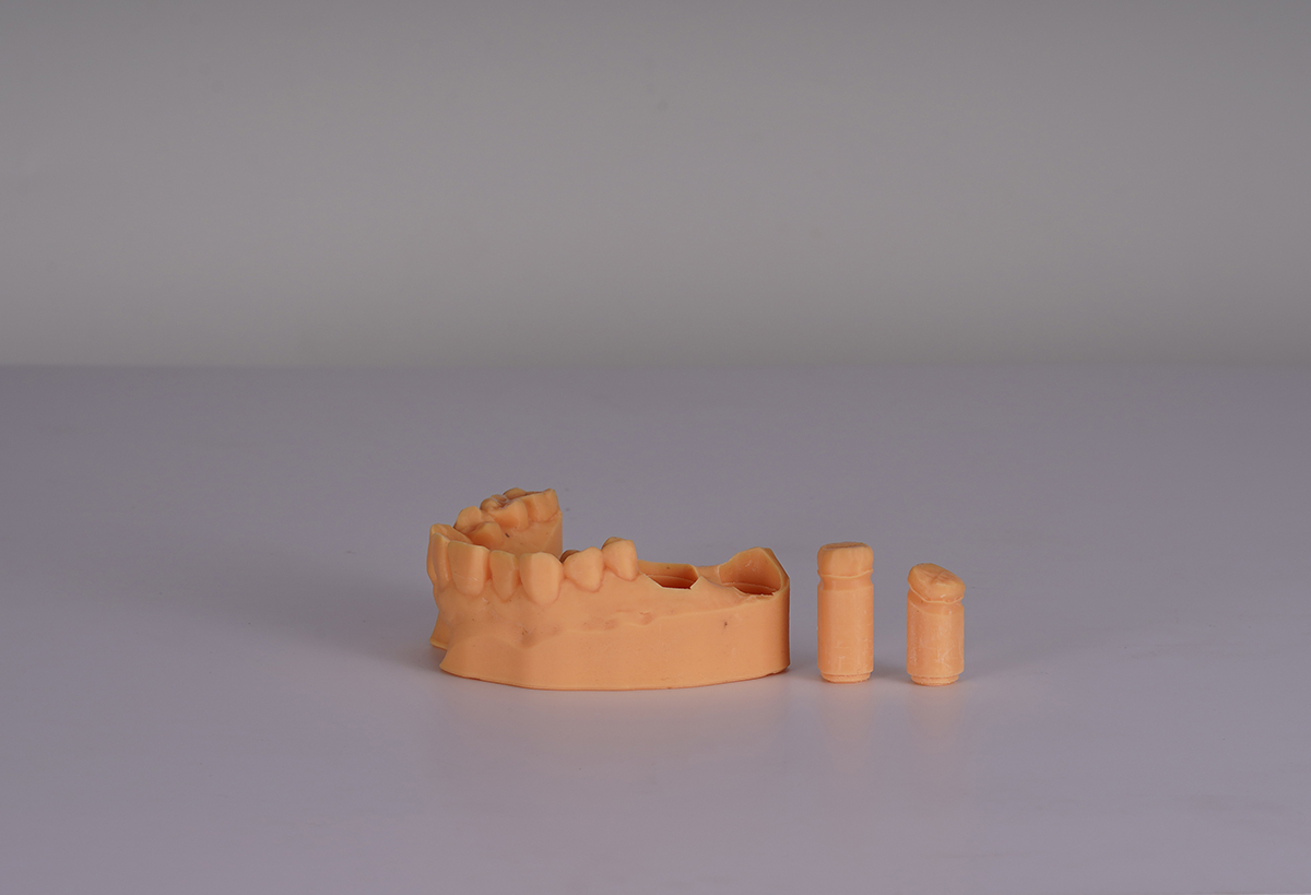 3D printed clear aligner working model sample