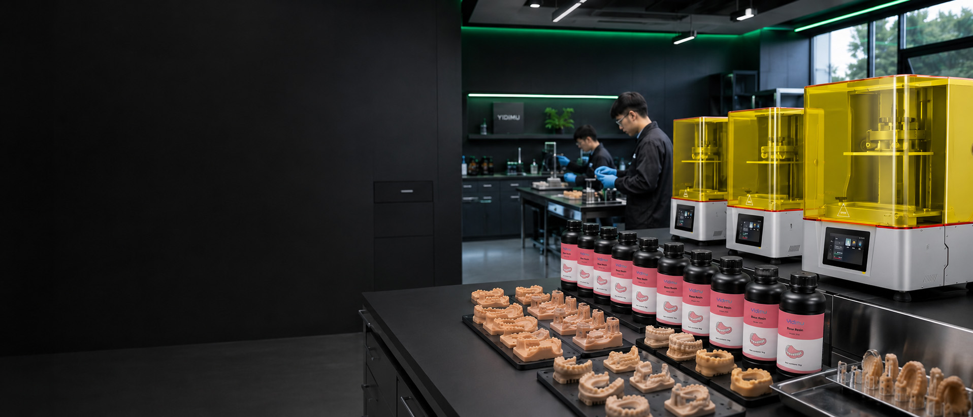 Yidimu dental resin 3D printing equipment and working models in a professional laboratory
